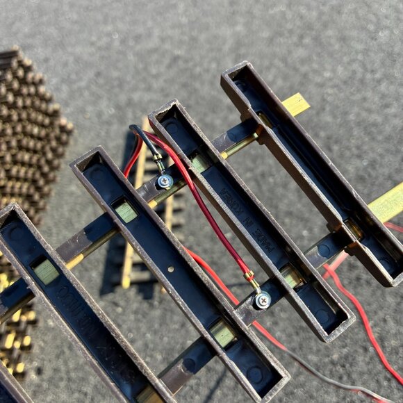 REA Railway Express Agency Train Tracks Curved (12) & Straight (12) 11000 11100 - Picture 5 of 12